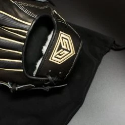 Ball Gloves GS Sports Pro Series 13" And 12.5" Laced H Web Ball Glove - Black With Carbon Fiber And Gold 14 Ball Gloves GS Sports Pro Series 13