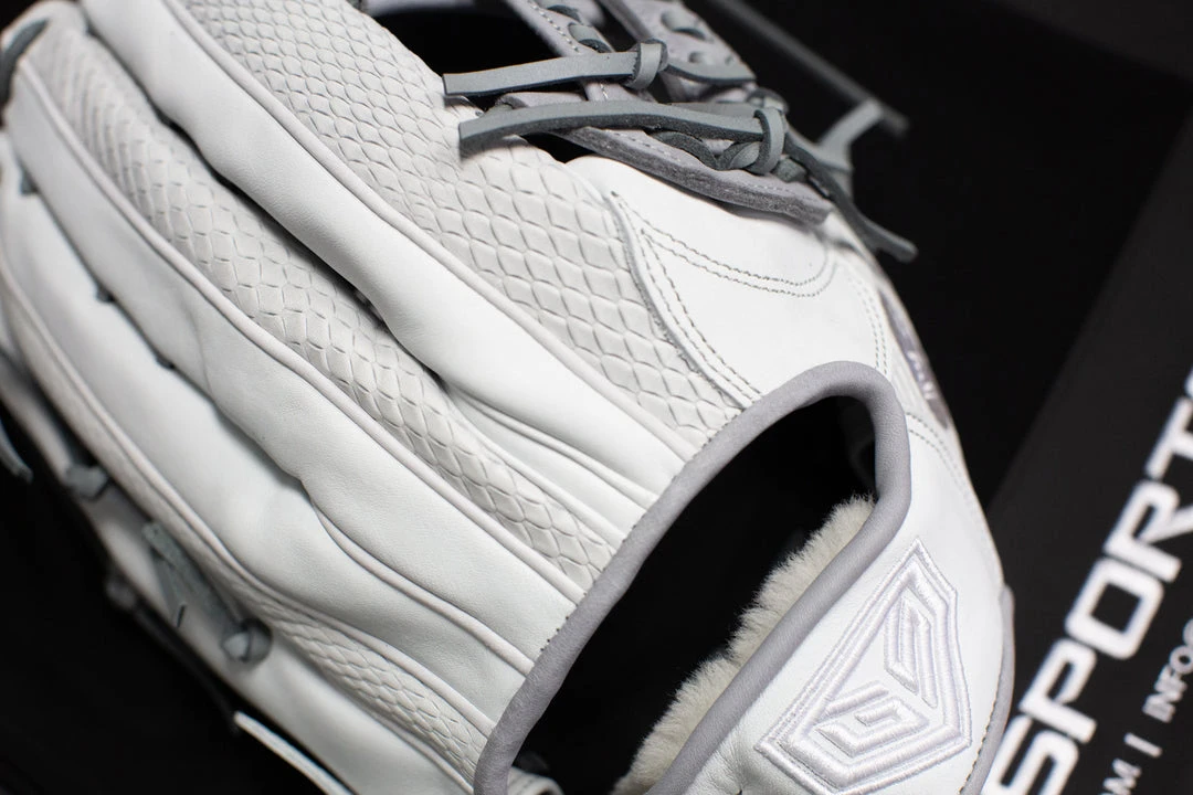 Ball Gloves GS Sports 14" And 13" Laced H Web Ball Glove - White And Grey 8 Ball Gloves GS Sports 14" And 13" Laced H Web Ball Glove - White And Grey